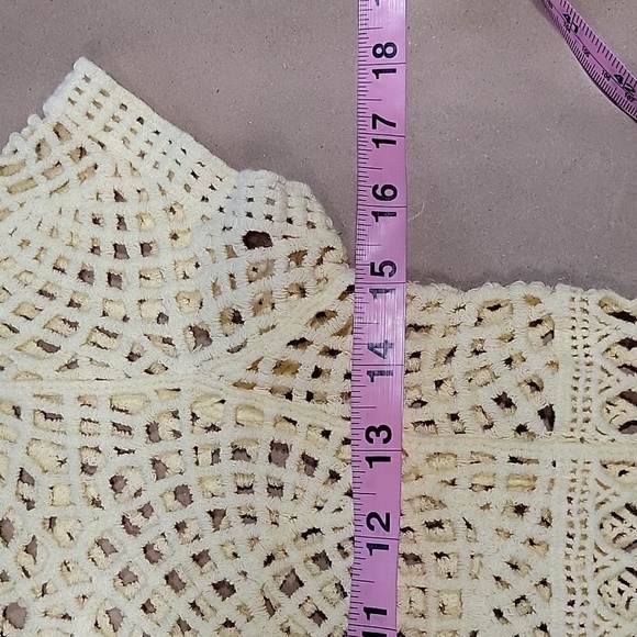 Cato Size XS Butter Yellow Open Knit Crochet Style Top, Exc. Used Condition - Picture 7 of 11